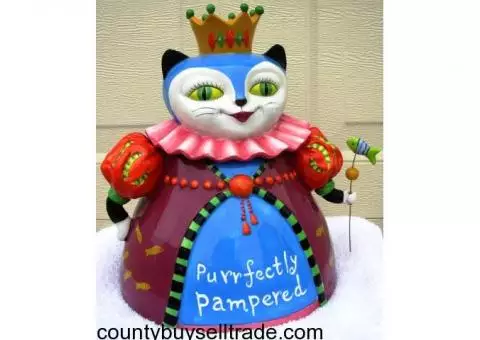 "Purrfectly Pampered" Queen of Kitties